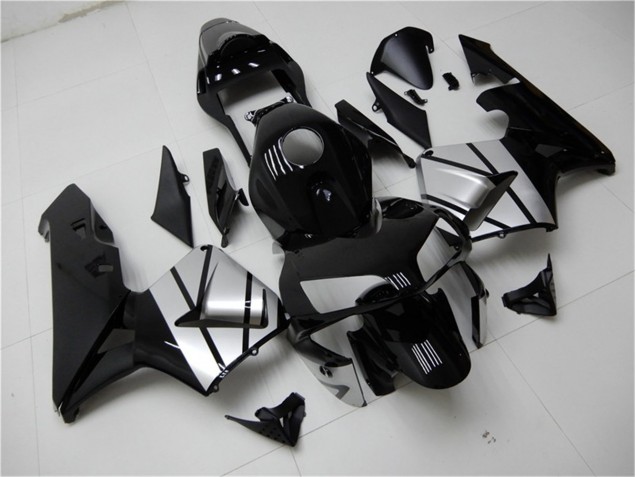 Schwarz Silber Honda CBR 600 RR 03-04 Verkleidungen Schwarz Silber Honda CBR 600 RR 03-04 Verkleidungen
